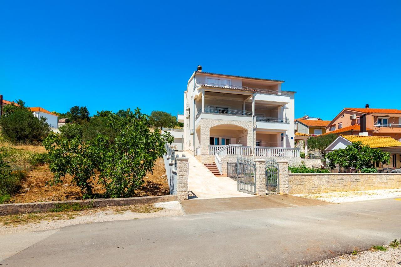Apartment Bilice beach Exterior foto