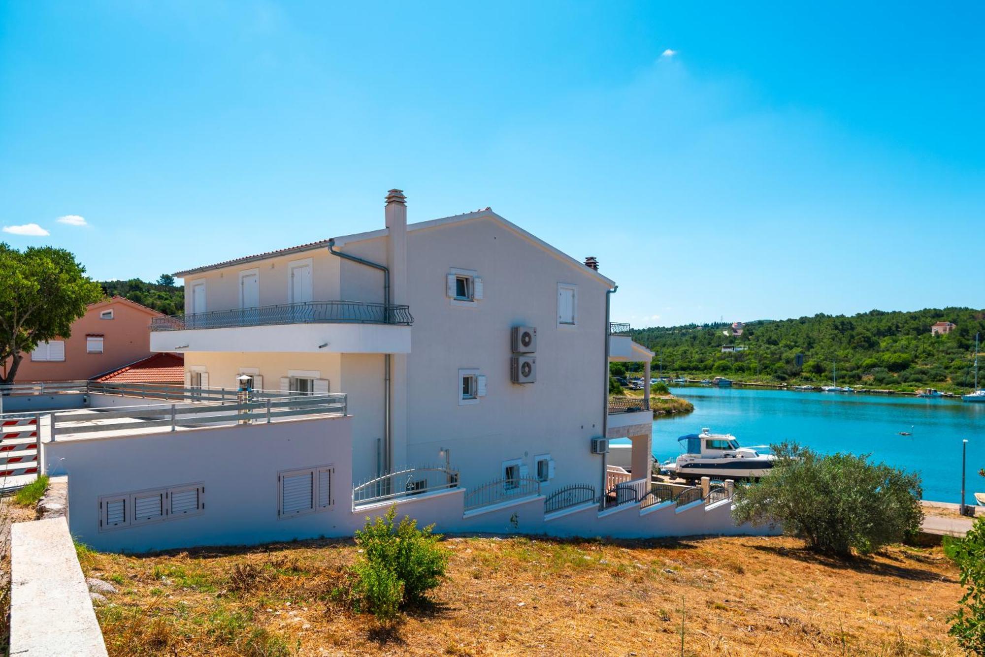 Apartment Bilice beach Exterior foto