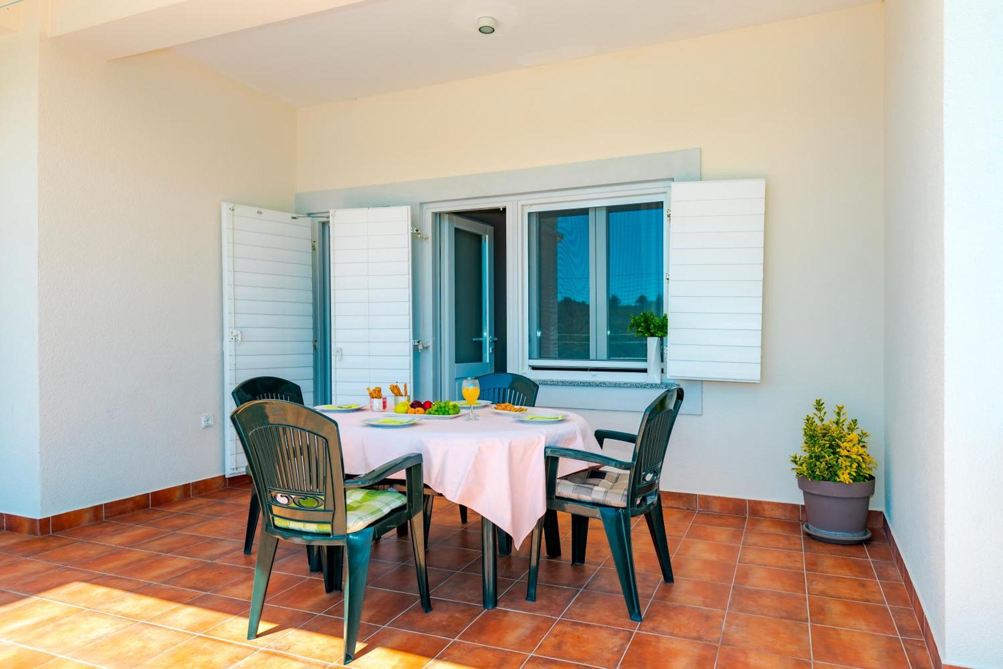 Apartment Bilice beach Exterior foto