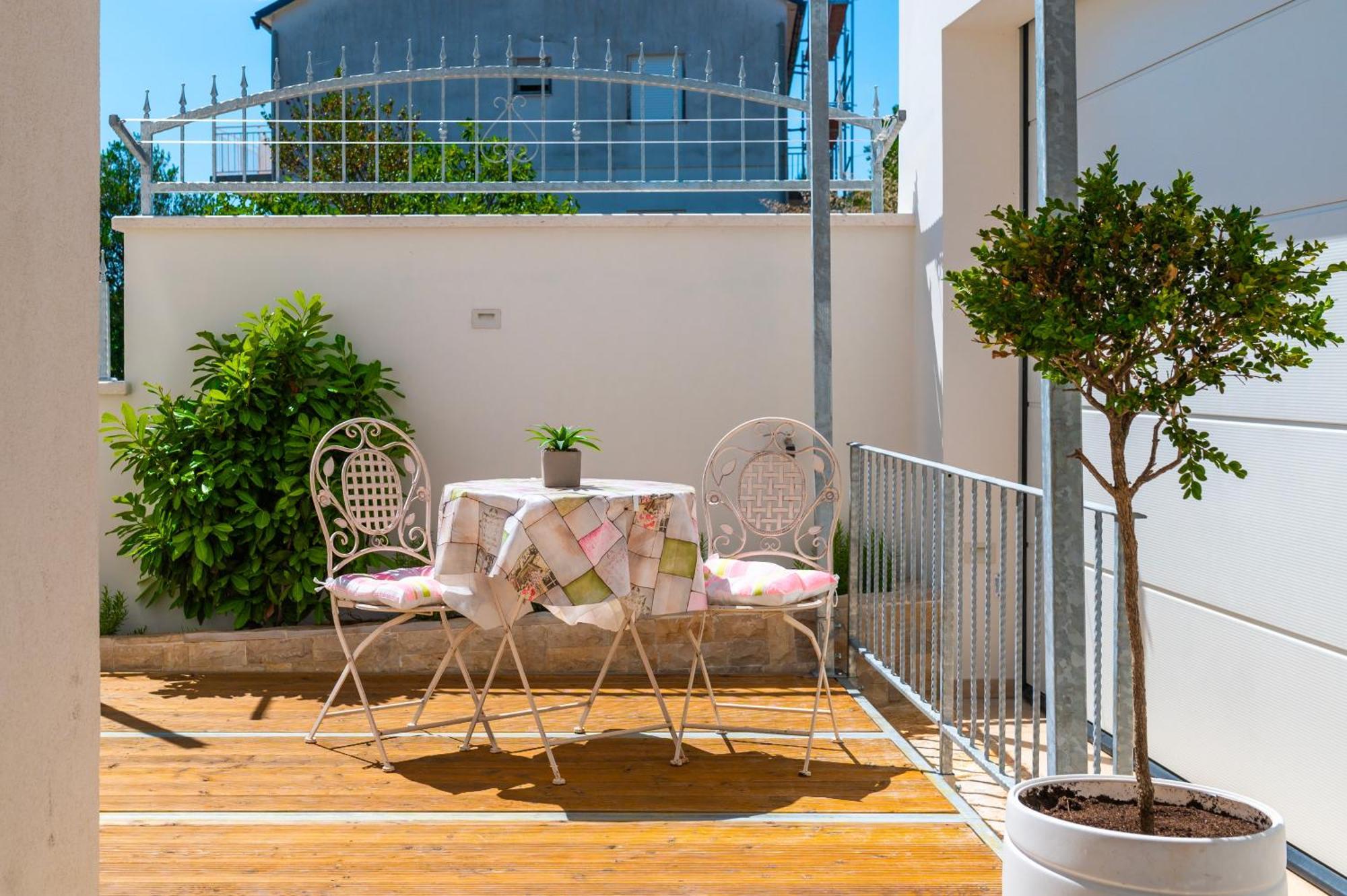 Apartment Bilice beach Exterior foto
