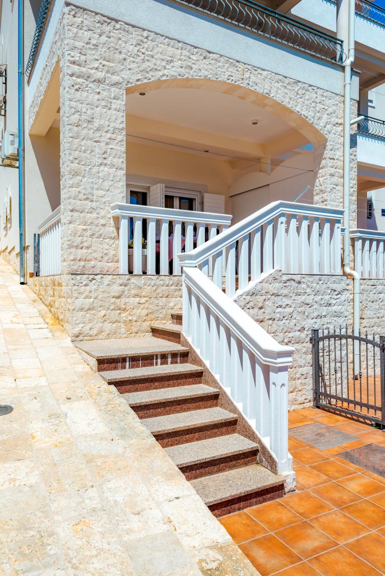 Apartment Bilice beach Exterior foto